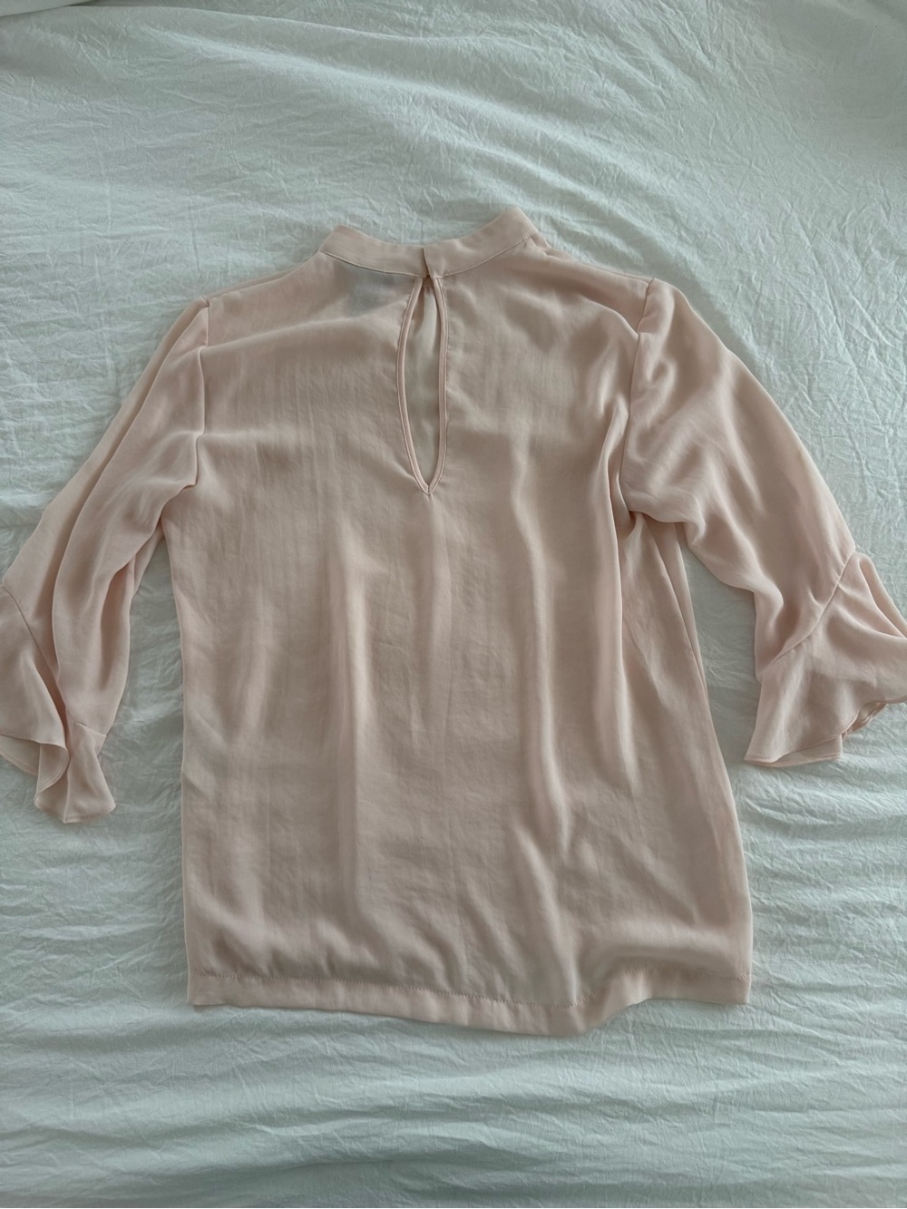 H&M Elegant Women’s Blush Pink Ruffle-Sleeve Top - Picture 7 of 10